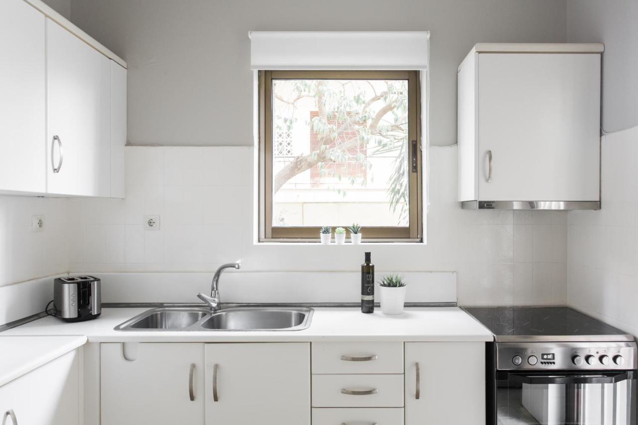Pleasant 2Br Apartment Near Helexpo By Upstreet Athen Exterior foto